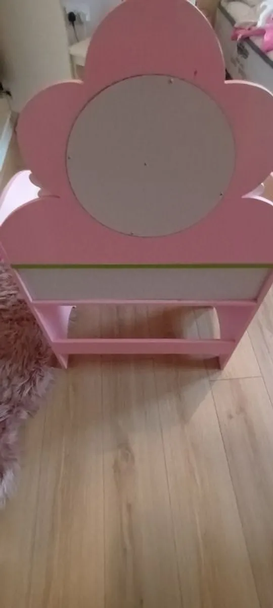 Fairy Dressing Table / Desk, Chair and Stool to match - Image 4