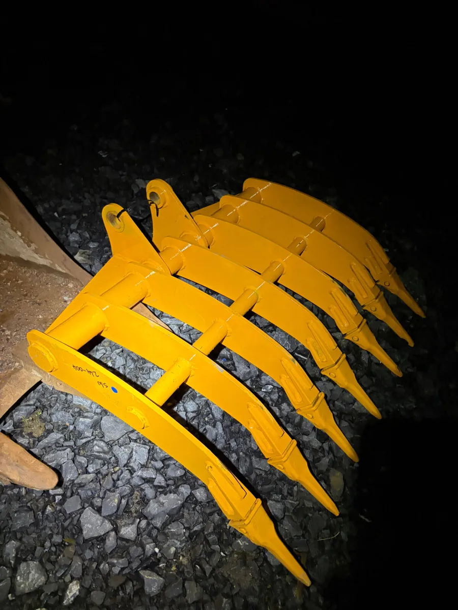 Unused 44inch rake on 45mm pins suit 4-7t