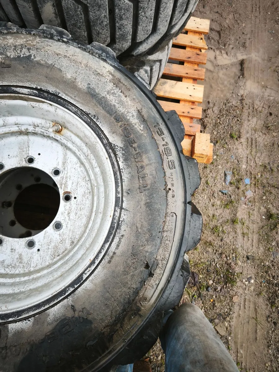 Foam filled  boom wheels - Image 4