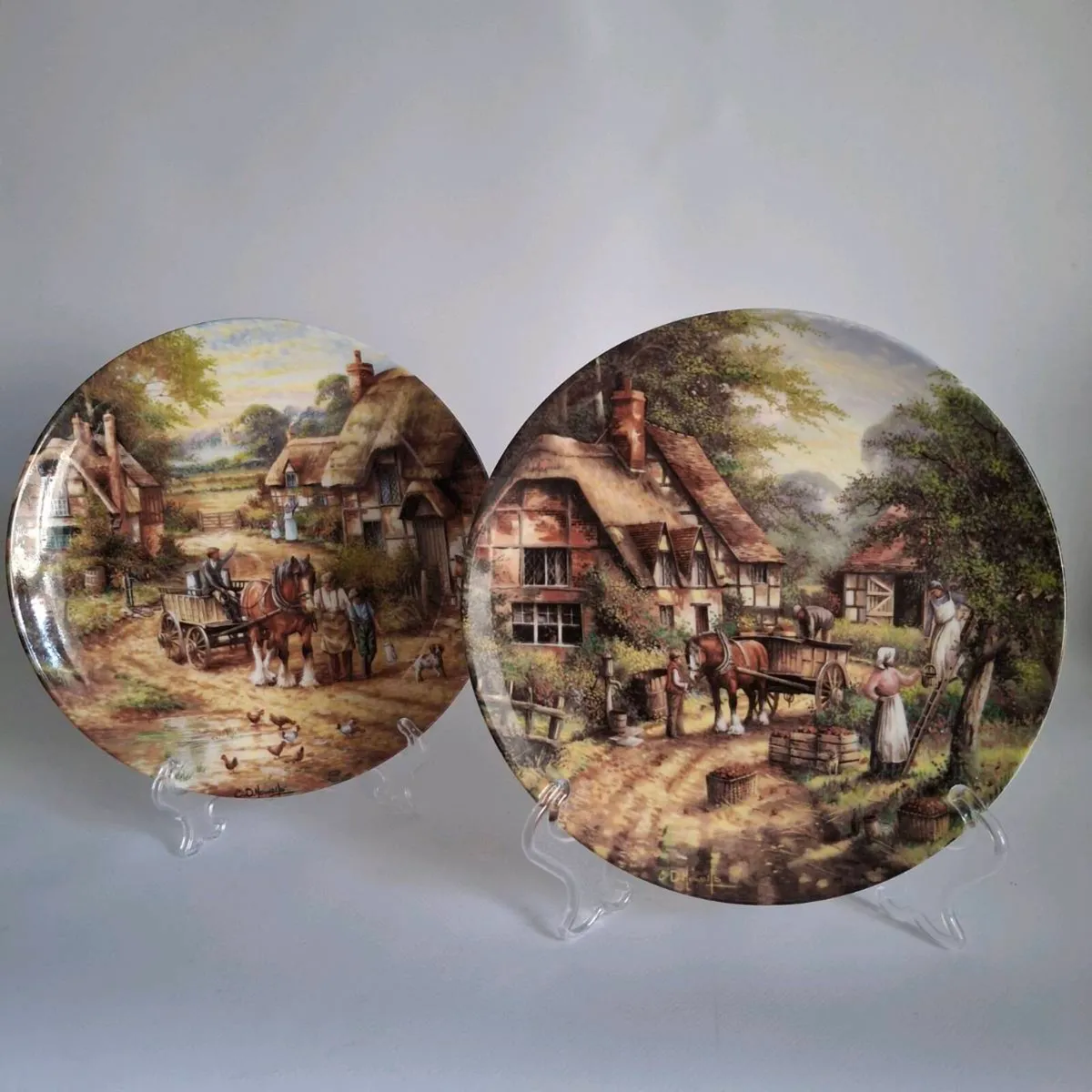 Wedgewood Display Plates - Image 1