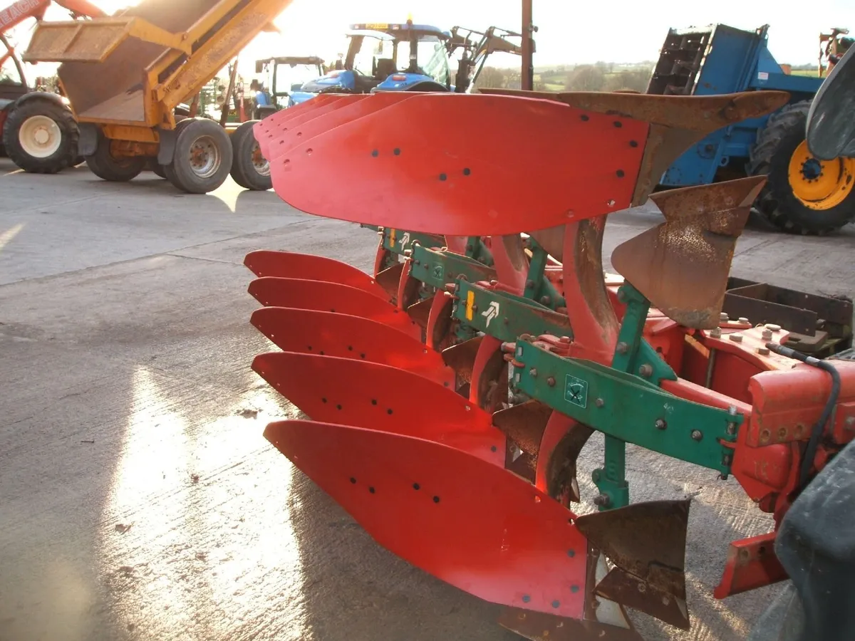 2009 Kverneland ES200/85 plough - Image 1