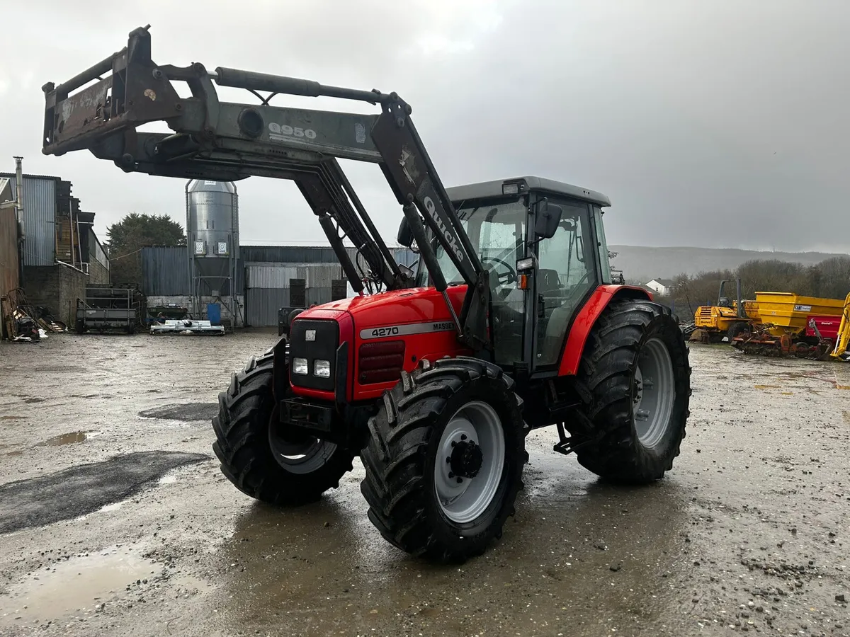2000 Massey Ferguson 4270 - Image 1