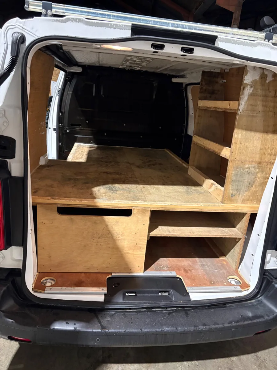 Dispatch / Expert shelfing - Image 1