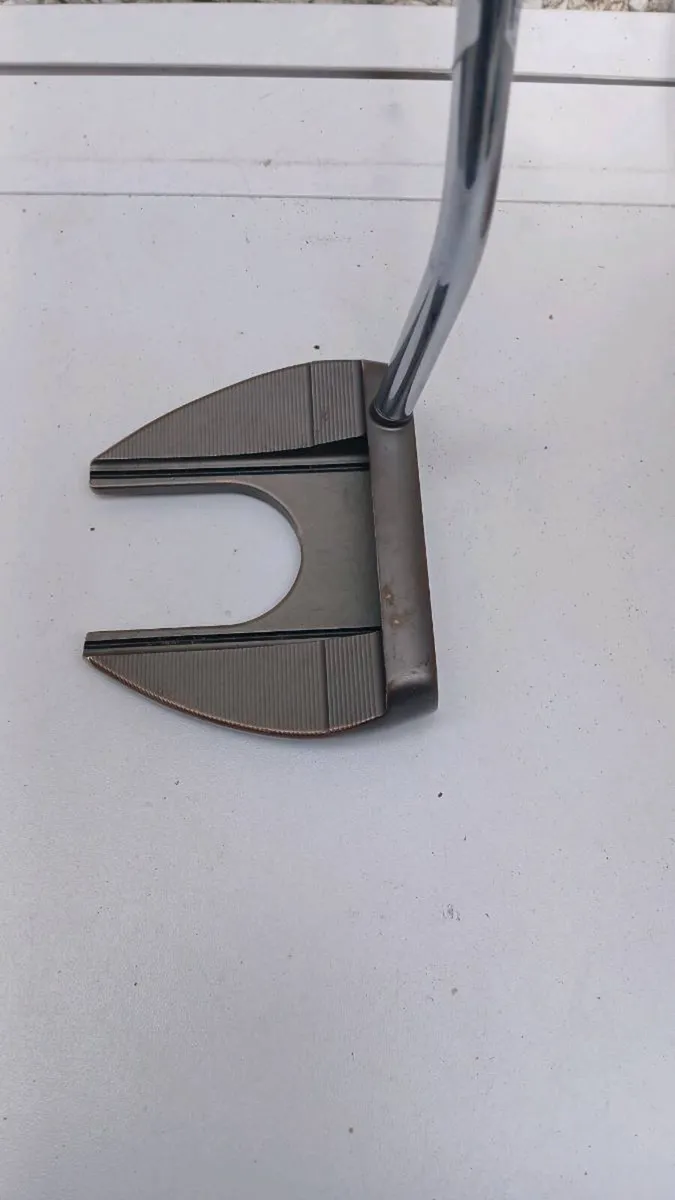 Taylormade  putter  very good condition 👌 - Image 1