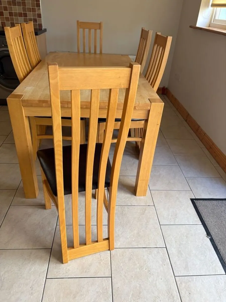 kitchen Table & Chairs - Image 3