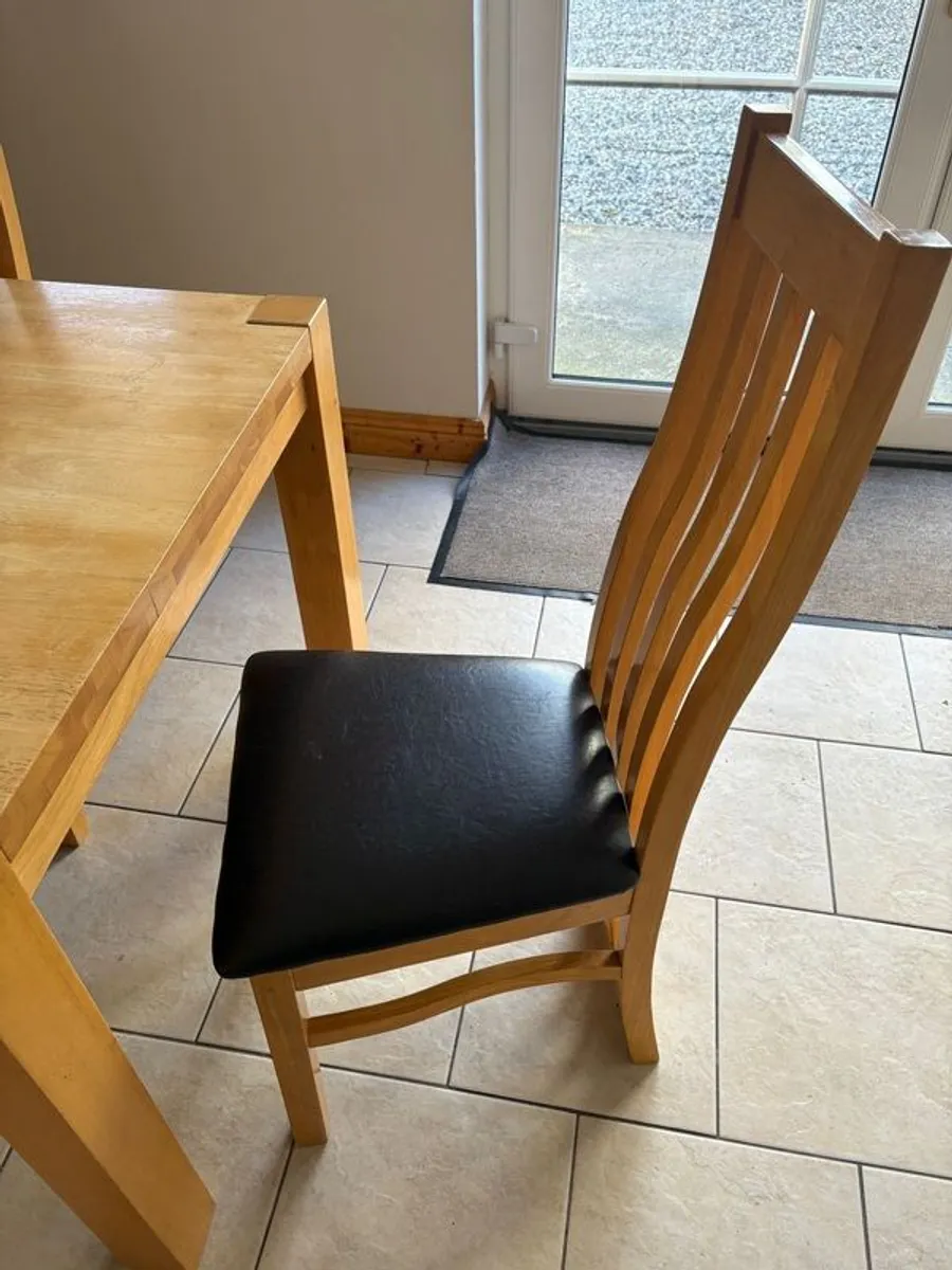 kitchen Table & Chairs - Image 4