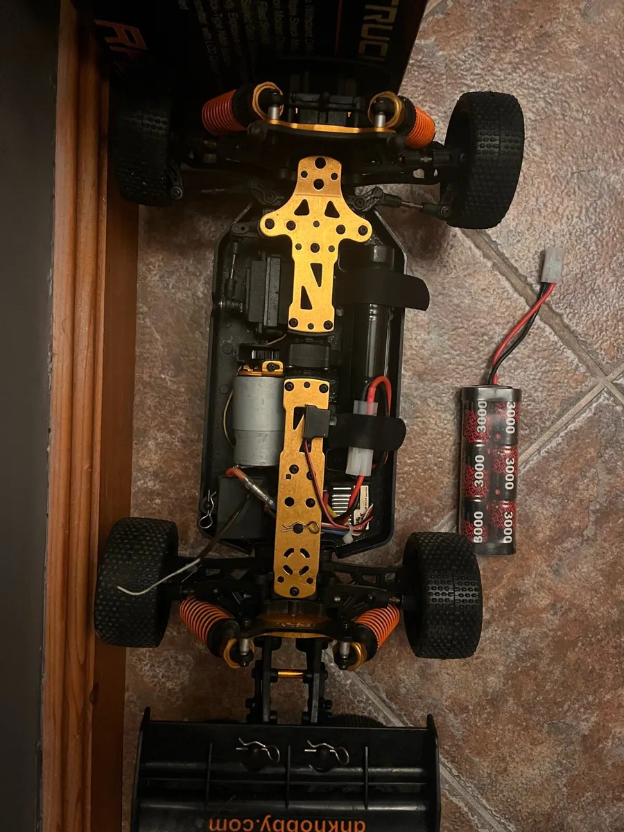 Razor rc car - Image 4