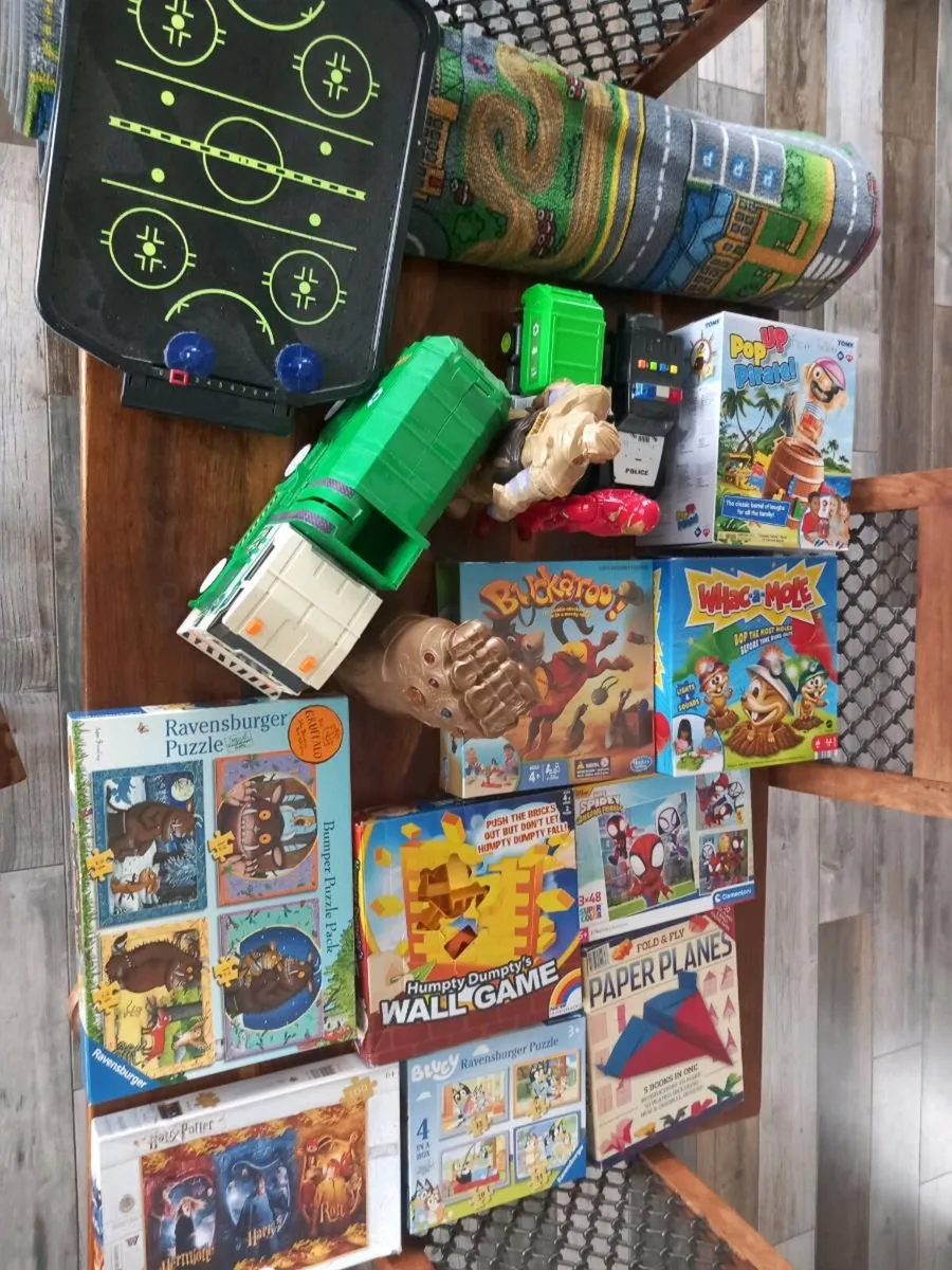 Free Toy Bundle - Image 1