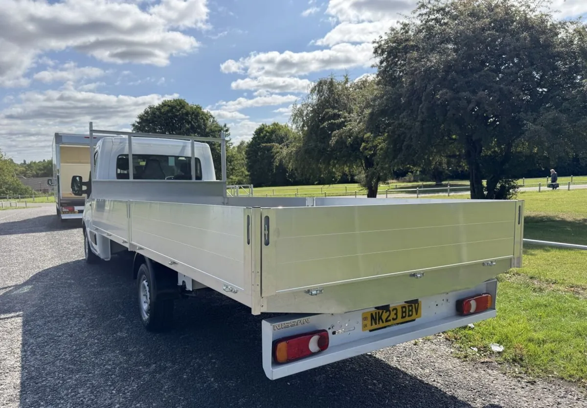 2023 Nissan Interstar Dropside Van - Image 2