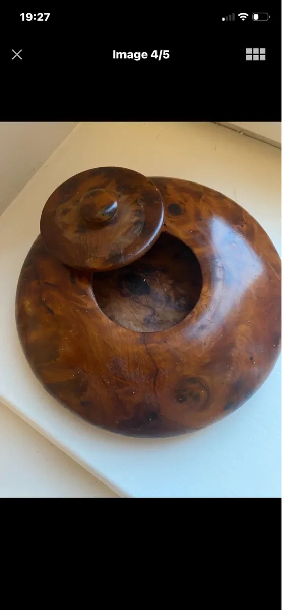 Handcrafted Walnut Trinket/ Jewellery Box - Image 4