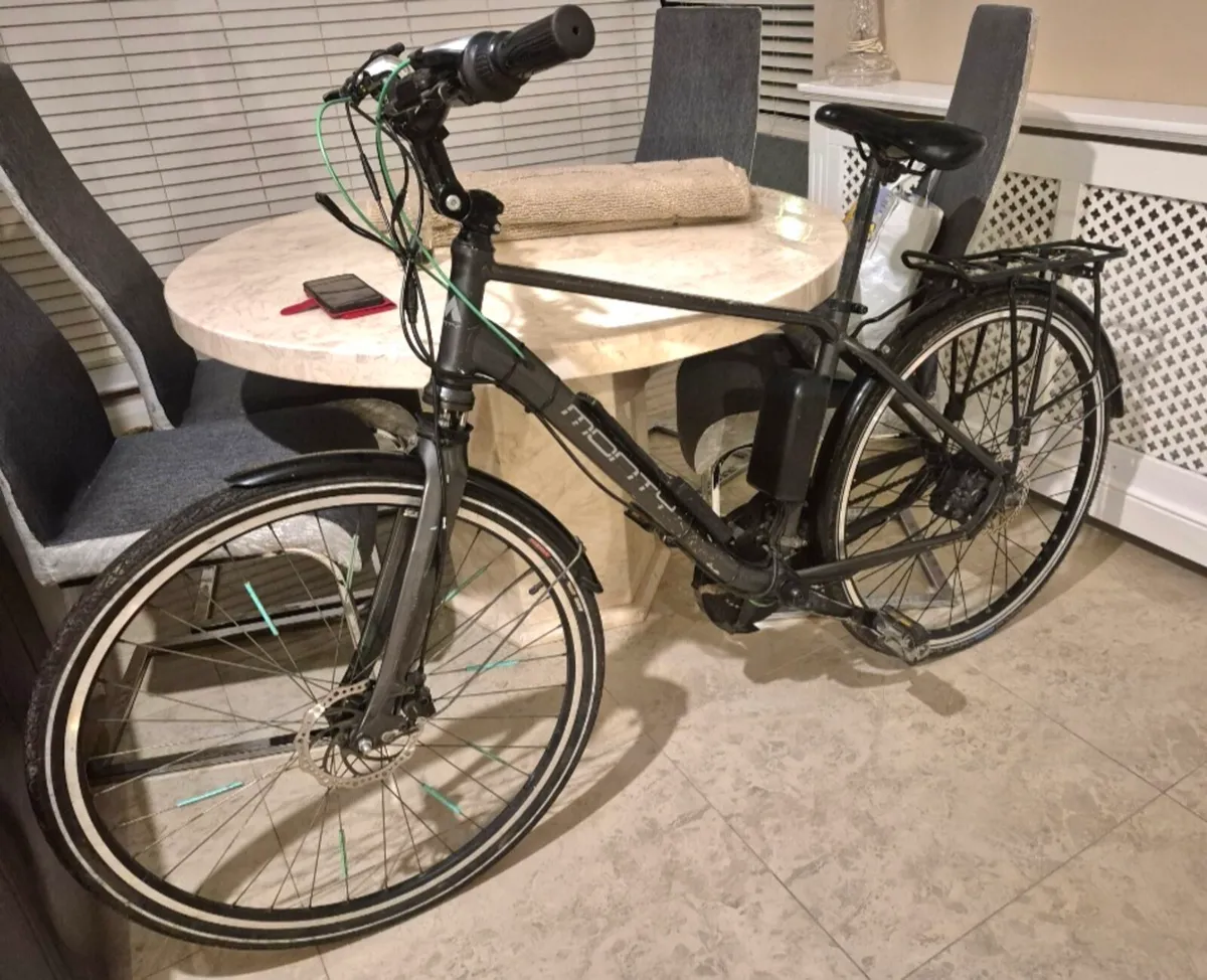 BICYCLE KIT BIKE HELMET AND GLOVES BIKE LOCK ALSO - Image 2