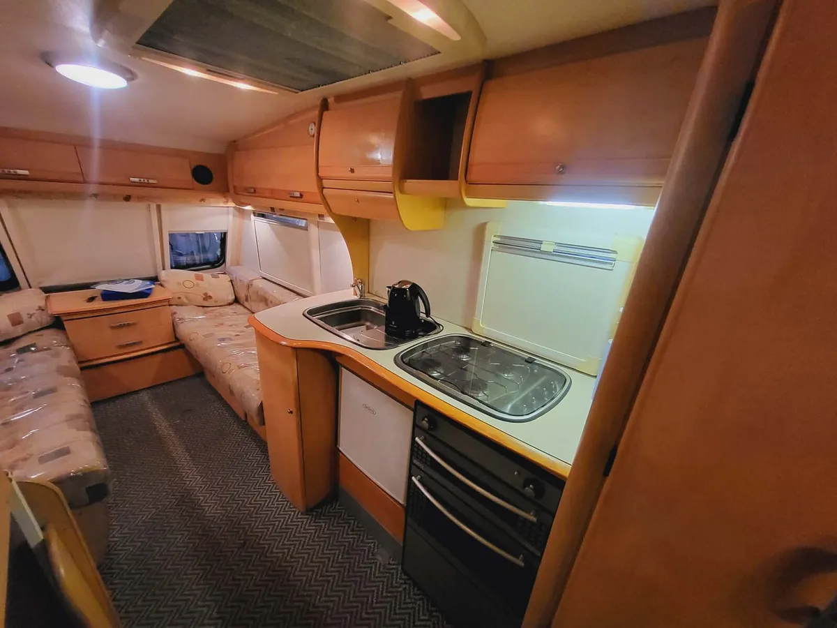 6 birth  bailey senator - Image 2