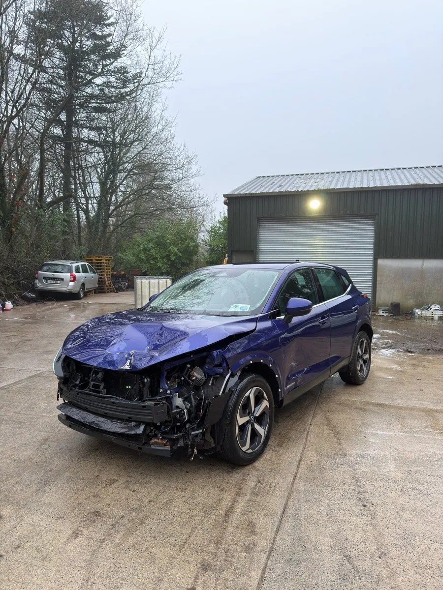 2023 Nissan Qashqai Hybrid Automatic - Image 3