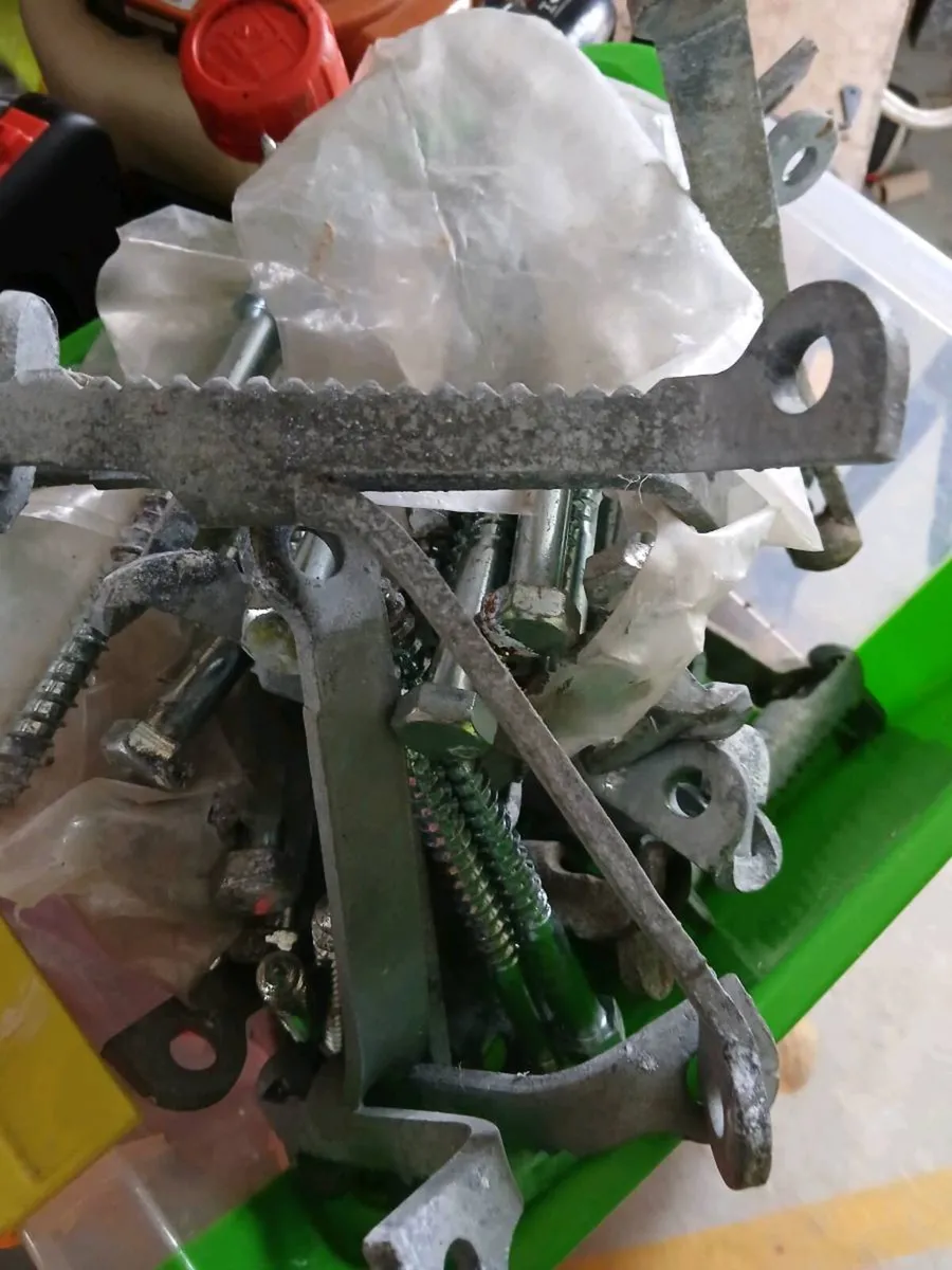 Old esb pole steps - Image 1