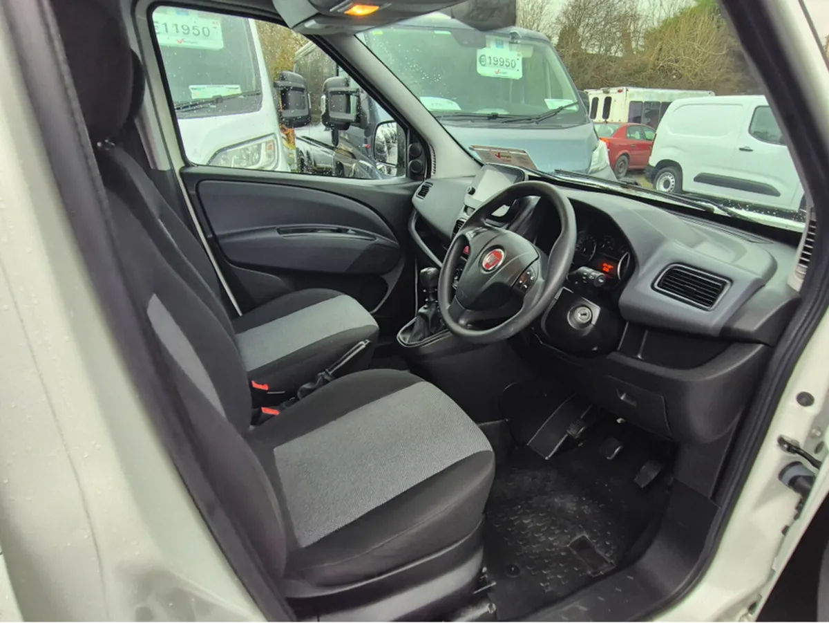 Fiat Doblo DOBLO' MAXI CARGO 1.6 90HP 2DR - Image 4