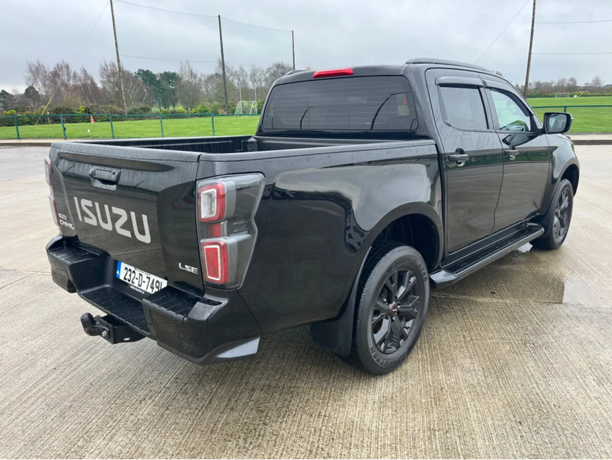 Isuzu D-Max LX DOUBLE CAB 4DR - Image 3