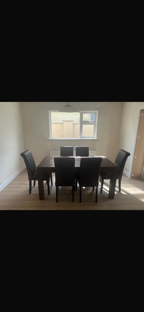 6 Chairs & dining table - Image 4