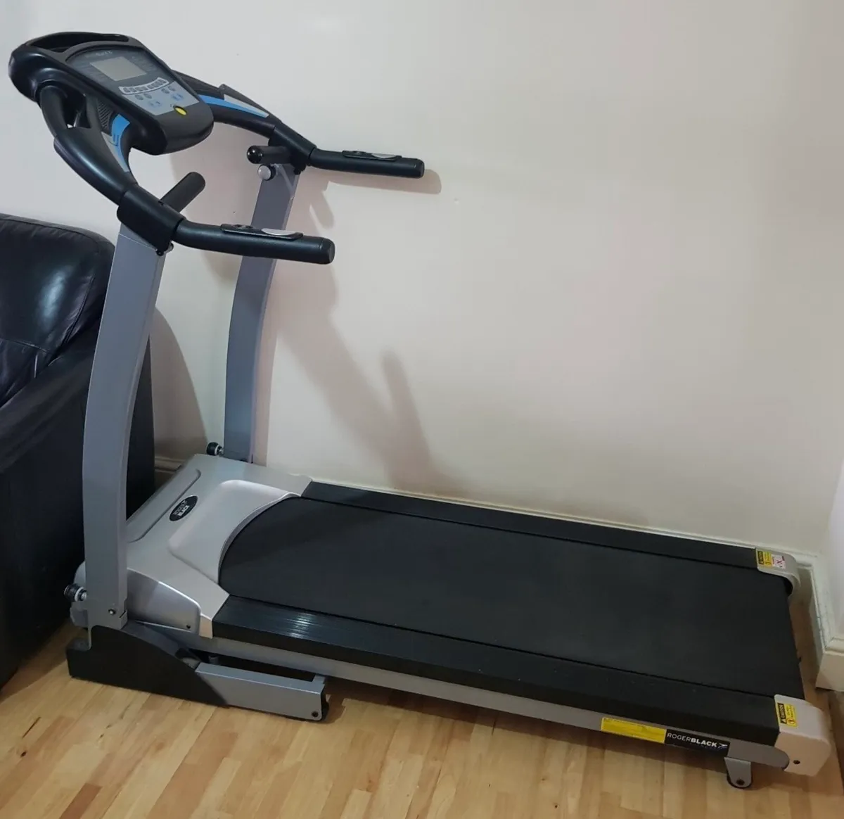 Roger black gold medal treadmill 1-16km/1-10% incl - Image 1