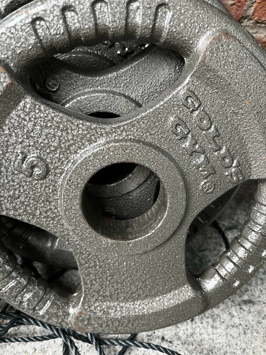 Golds Gym 85kg tri grip Olympic weight set - Image 4