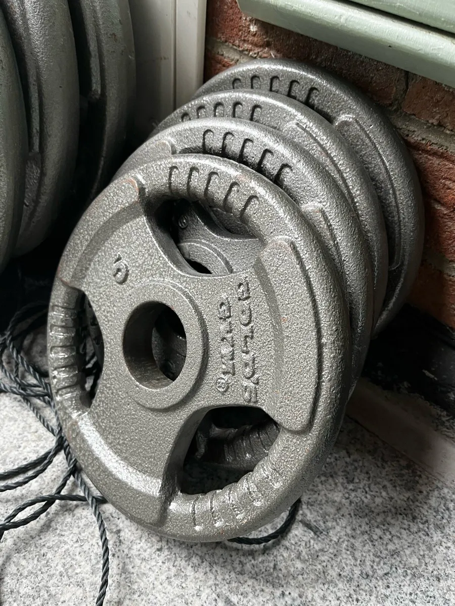 Golds Gym 85kg tri grip Olympic weight set - Image 1