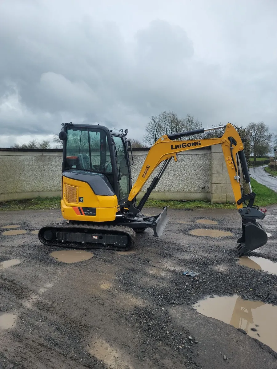 Liugong Digger 9027F ZTS  CHOICE OF 3 - Image 2