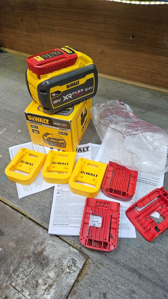 Dewalt flexvolt 54v 9ah battery - Image 1