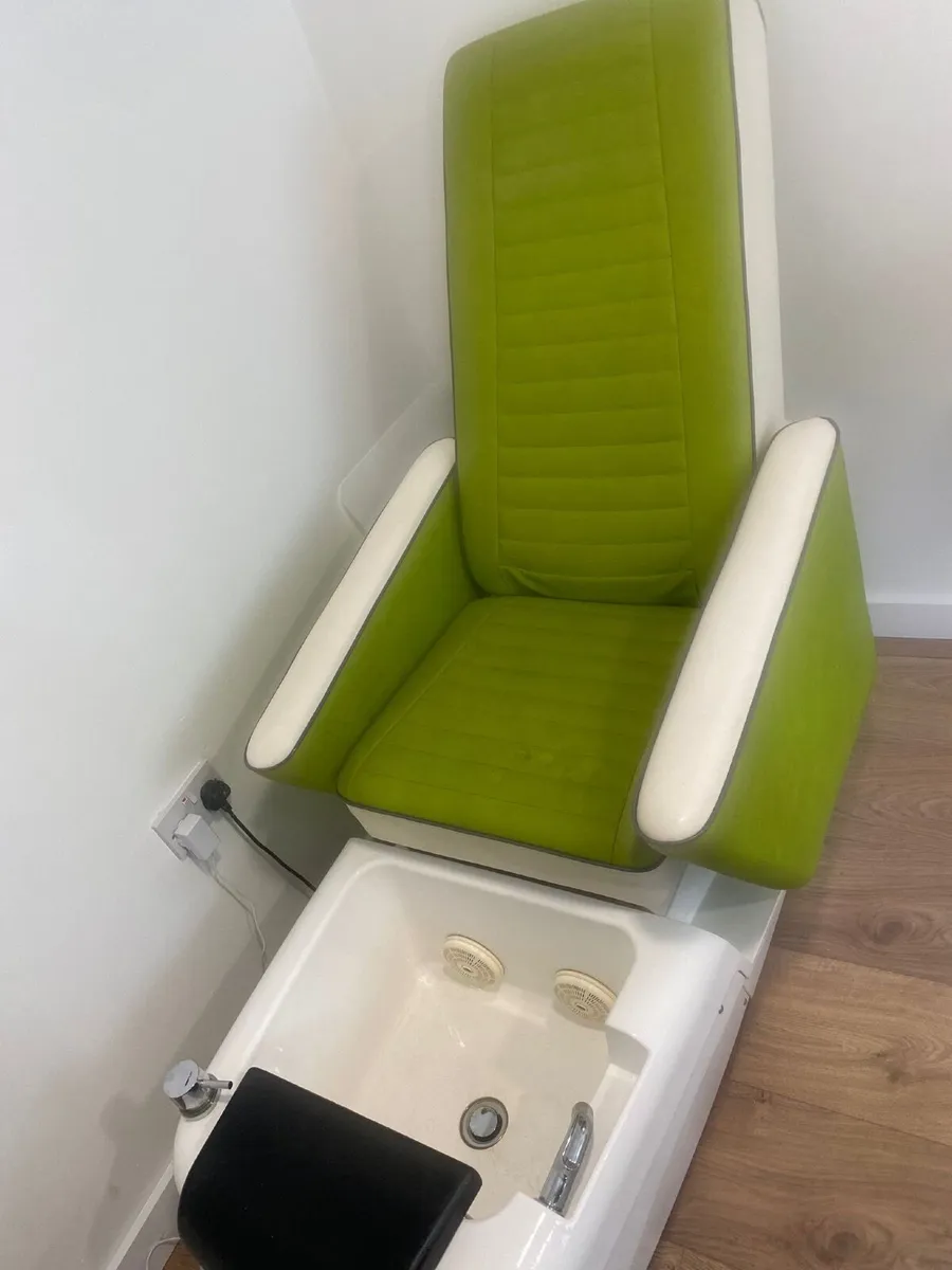 Salon equipment - Image 2