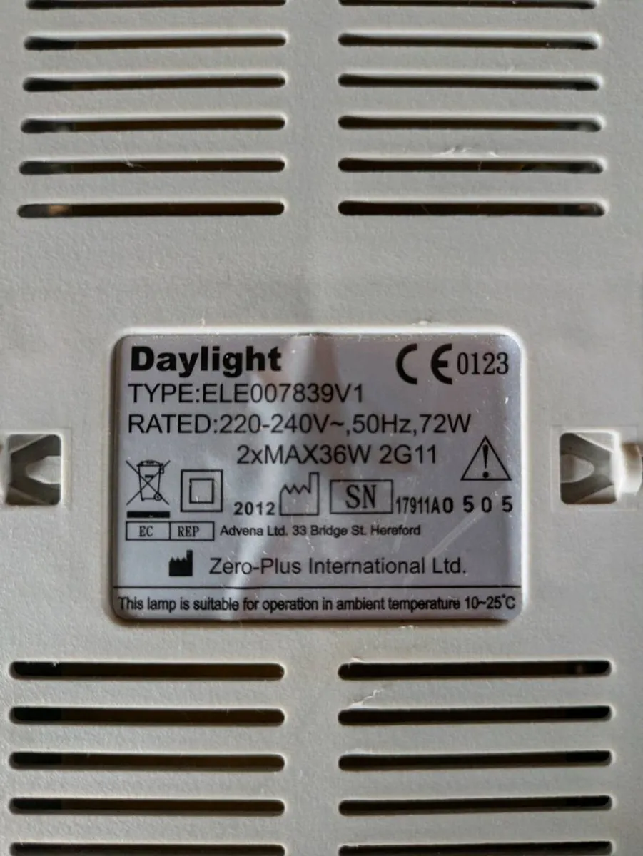 UVB Lamp –Vitamin D, Psoriasis & Eczema Light - Image 4