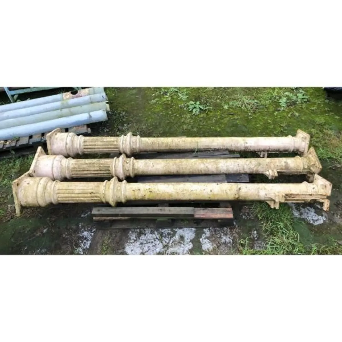 Set of 6 Cast Iron Poles – KAS354 - Image 2