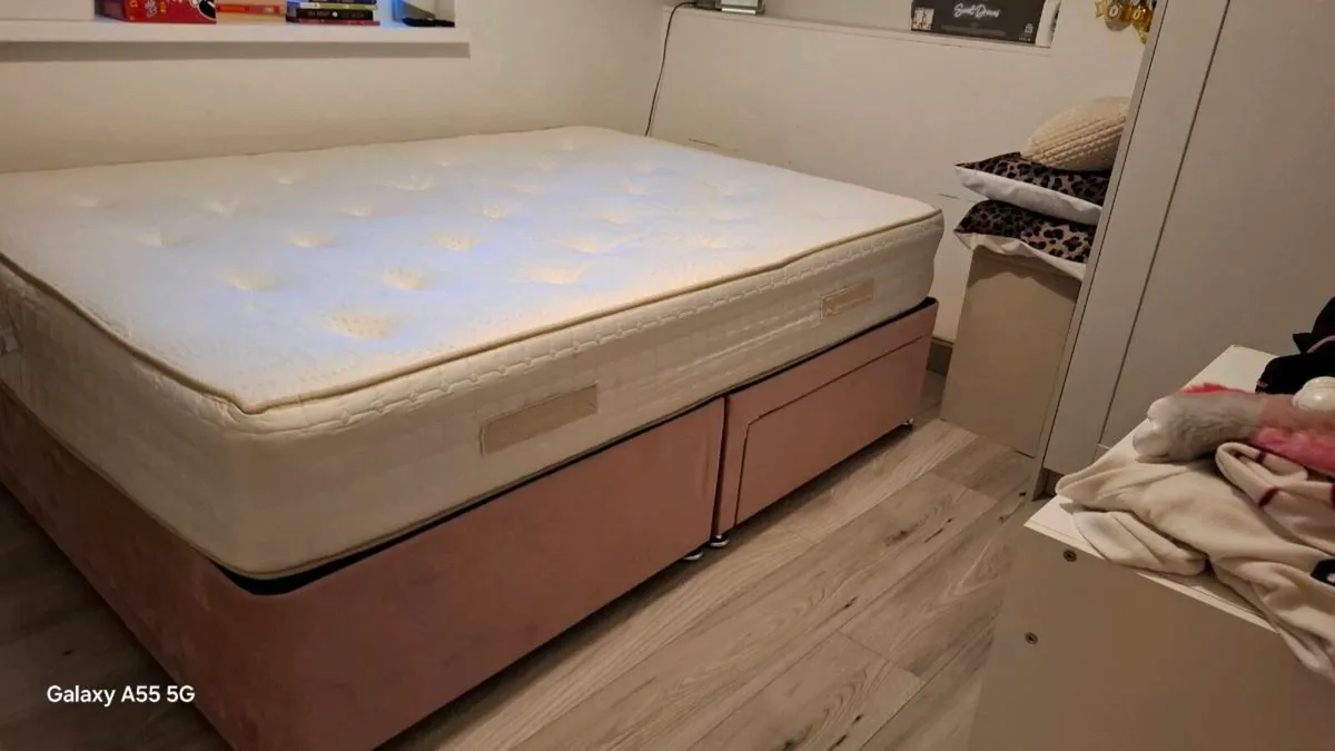 Bed with Mattress - Image 2