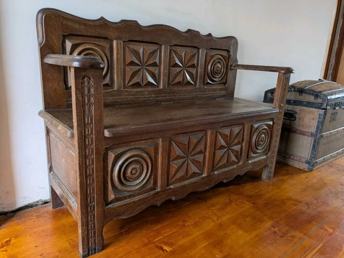 Antique French monk bench - Image 1