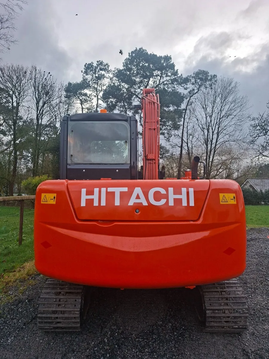Hitachi ZX60  Digger Piped Hitch 2 new buckets - Image 4