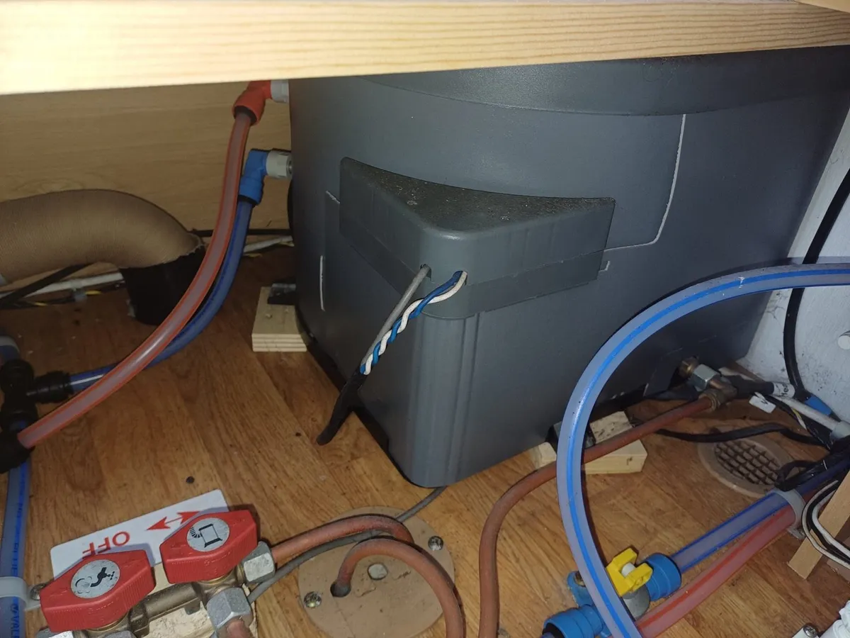 Munster caravan services and repairs - Image 4