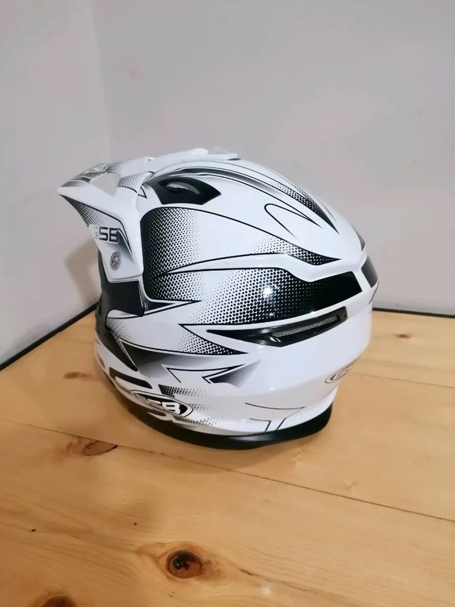 Motocross Helmet - Image 3