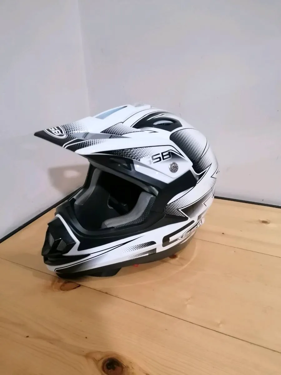 Motocross Helmet - Image 2