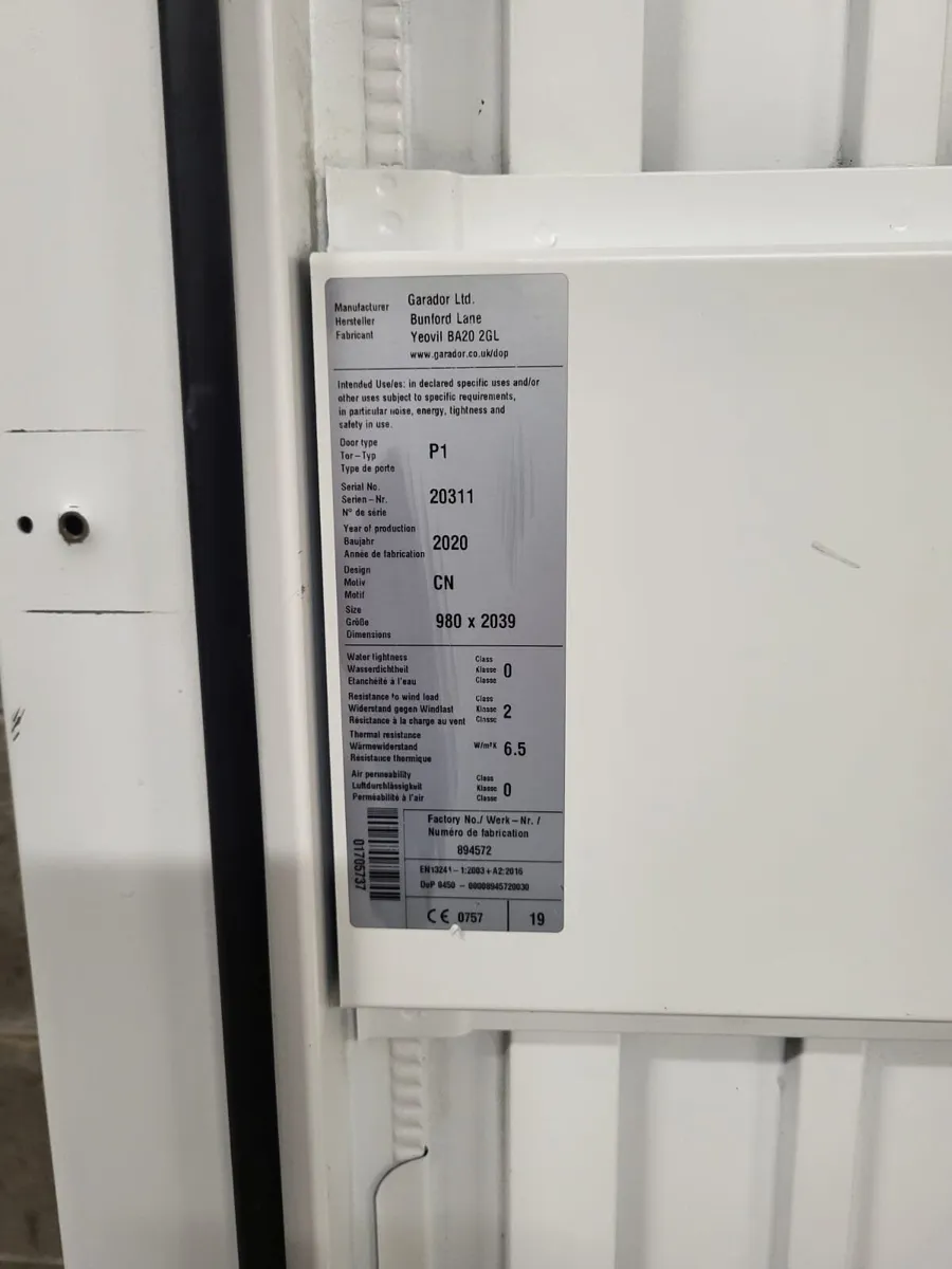 Garador steel side hinged door - Image 2