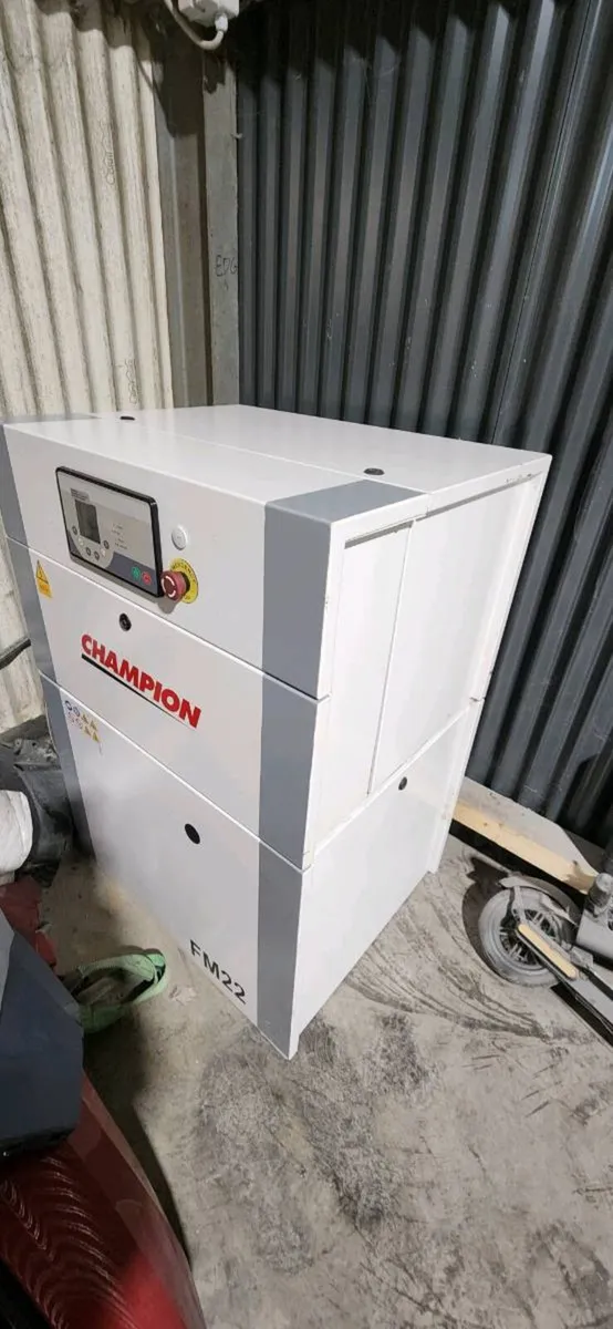 Champion screw compressor - Image 3