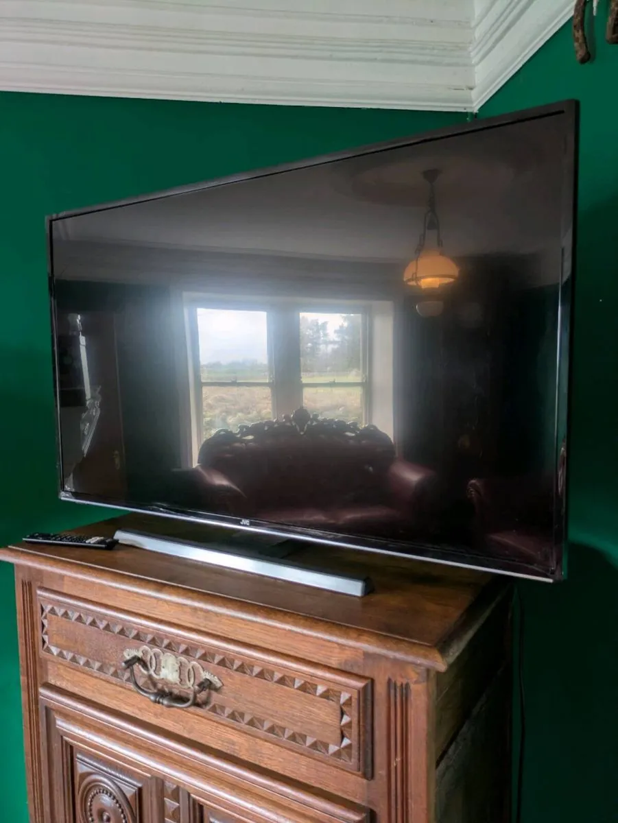 JVC Smart 4k Fire TV 43" - Image 1