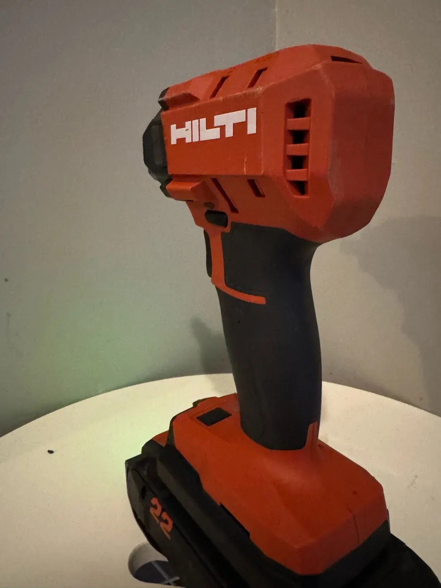 Hilti impact wrench - Image 2