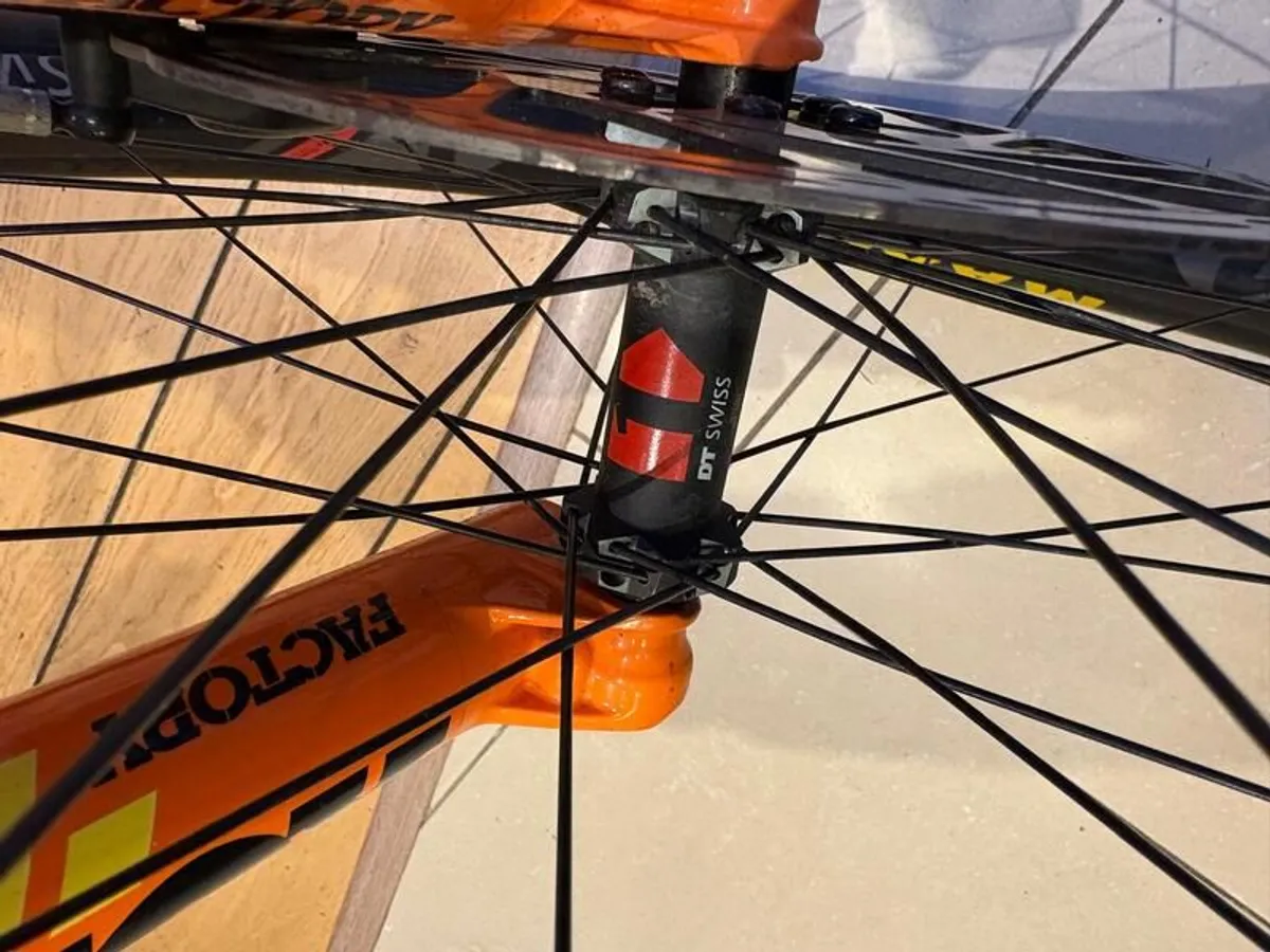 Mondraker Dune Carbon XR 27.5" 2018 Mountain bike - Image 3