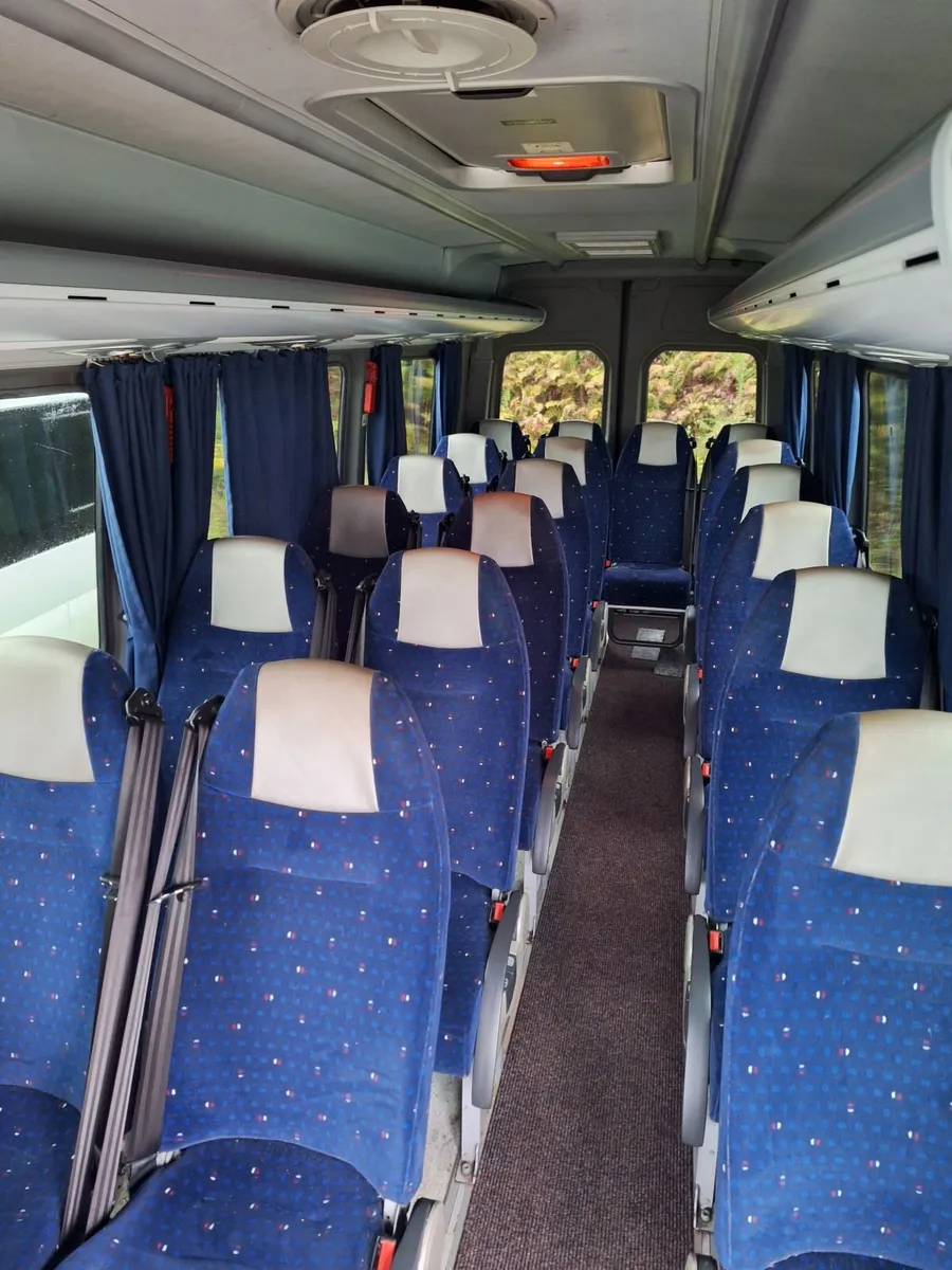 Mercedes-Benz Sprinter 2010 - Image 2