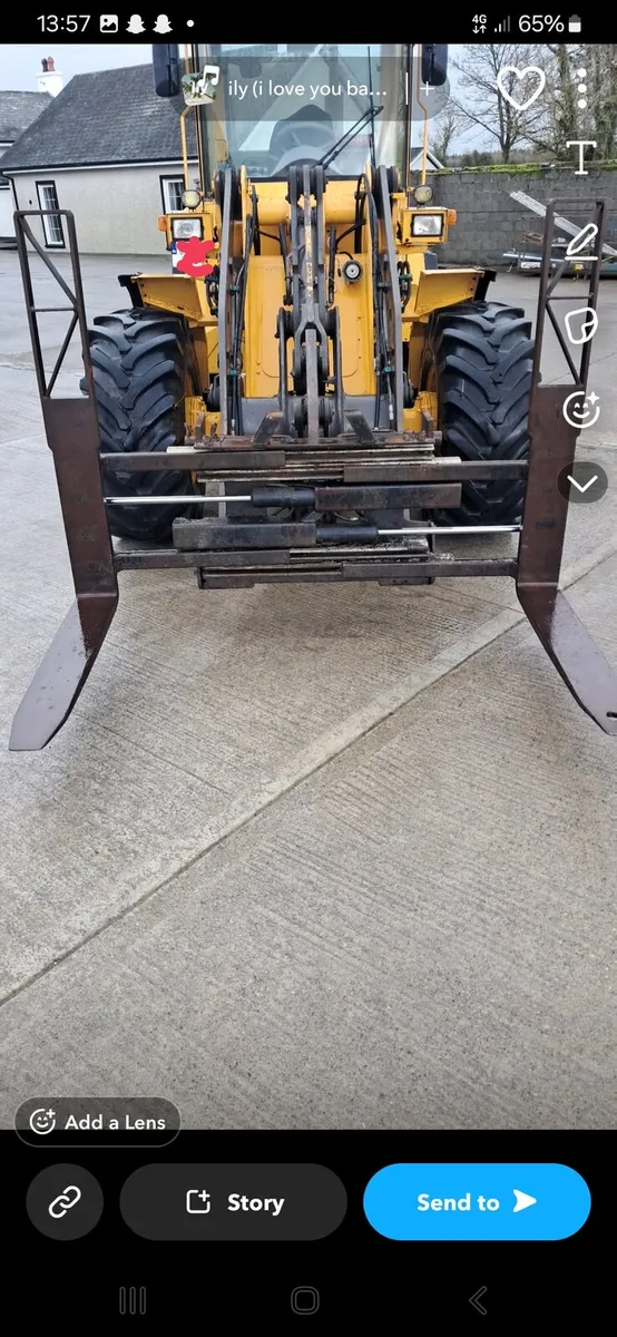 Volvo attachments and land leveller - Image 1