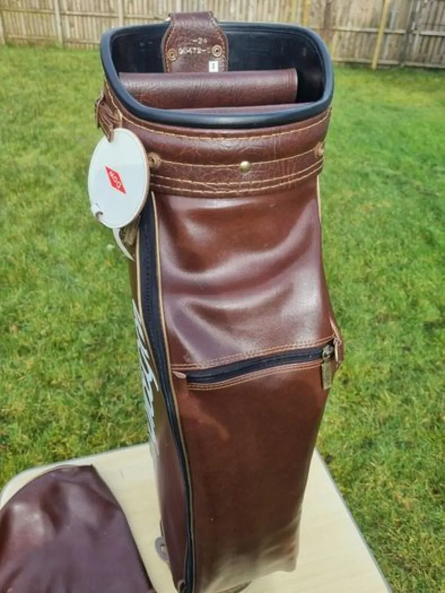 Vintage MacGregor Golf Bag - Image 4