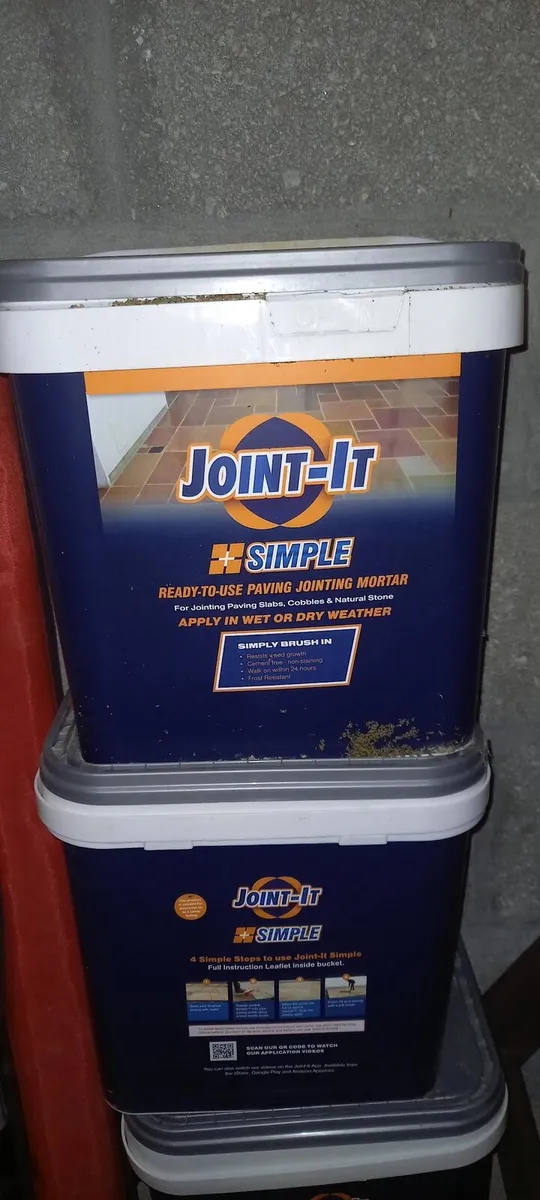 Joint it paving slab grout