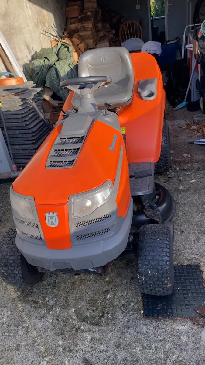 Ride on lawnmower Husqvarna CT151 - Image 3