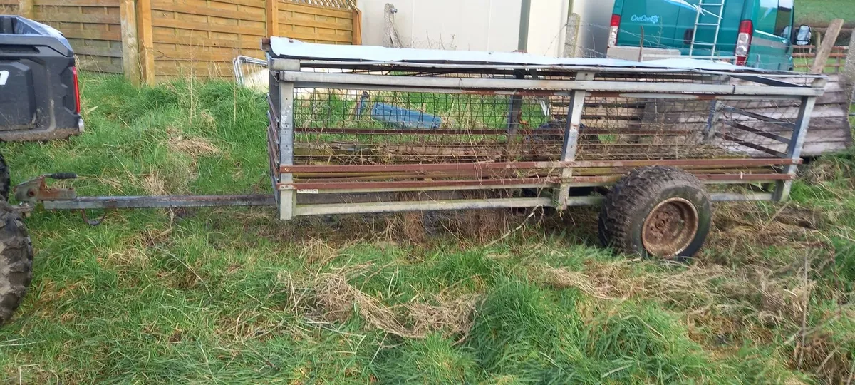 sheep/calf feed barriers and mobile feeders - Image 3