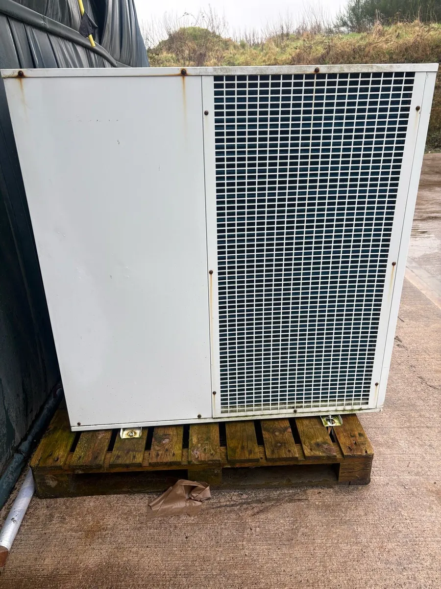 Refrigeration compressor - Image 1