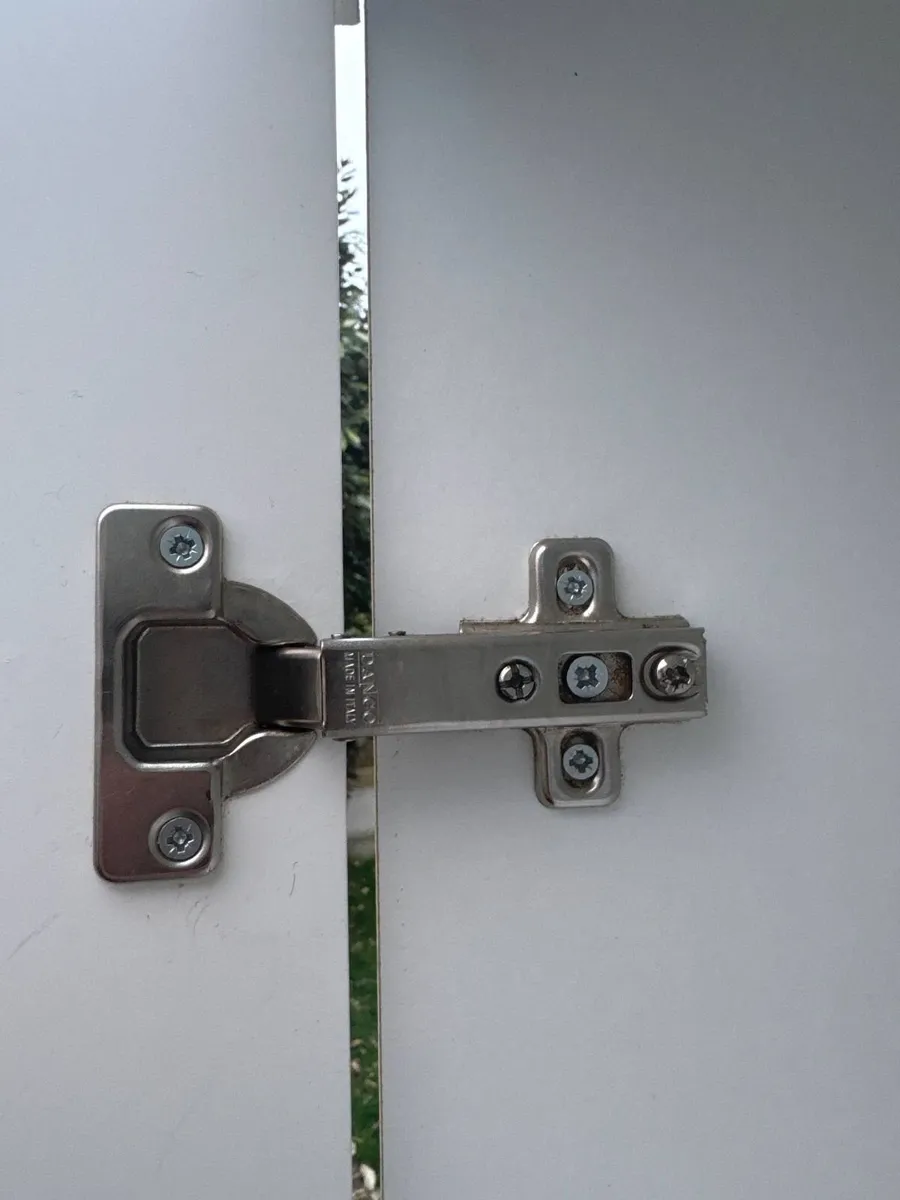 wardrobe. W1000xH1700xD500 - Image 3