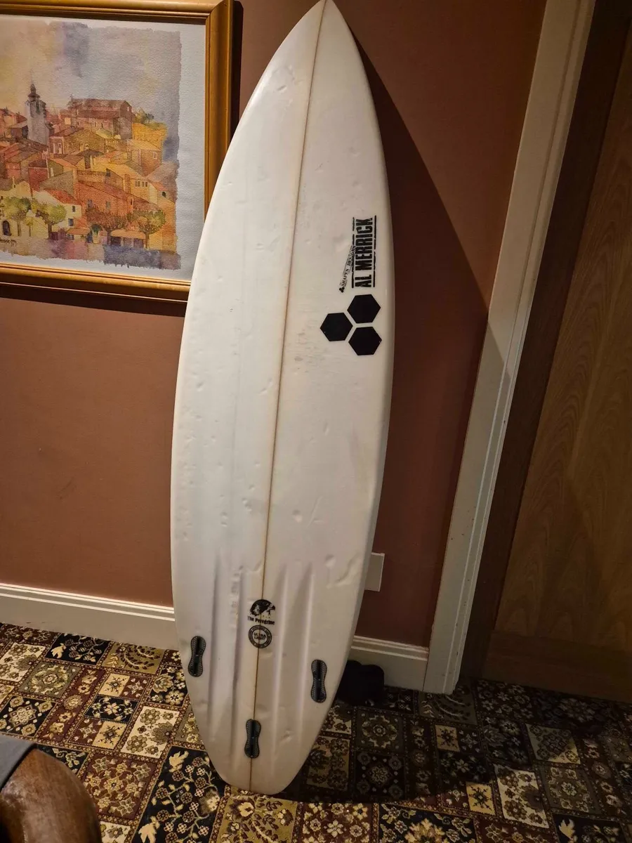 Surfboard - Image 2