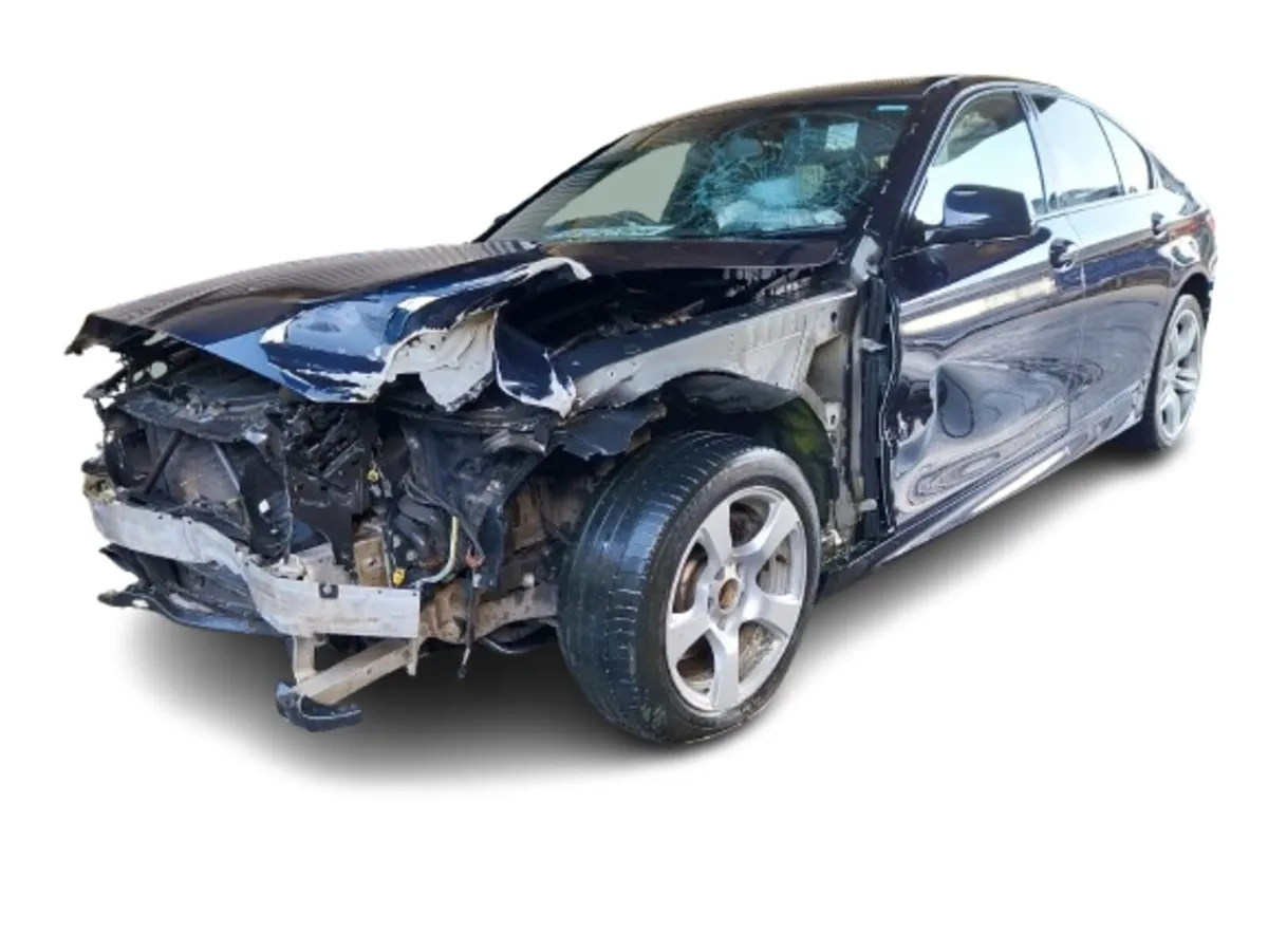 2013 BMW 5 SERIES For Breaking/Dismantling - Image 3